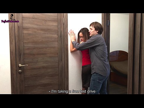 ❤️ Sexy Realtor သည် သူမ၏ တိုက်ခန်းကို ရောင်းနေစဉ် သူမ၏ ဖင်ပေါက်များကို ကာမစိတ်ဖြင့် လှုပ်ယမ်းနေသည် - Krempai Russian porn ကျွန်ုပ်တို့တွင် my.mypornpics.ru% ☑